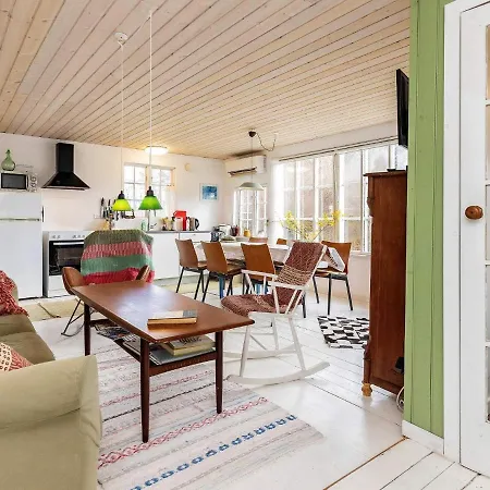 5 Person Holiday In Faxe Ladeplads 別荘